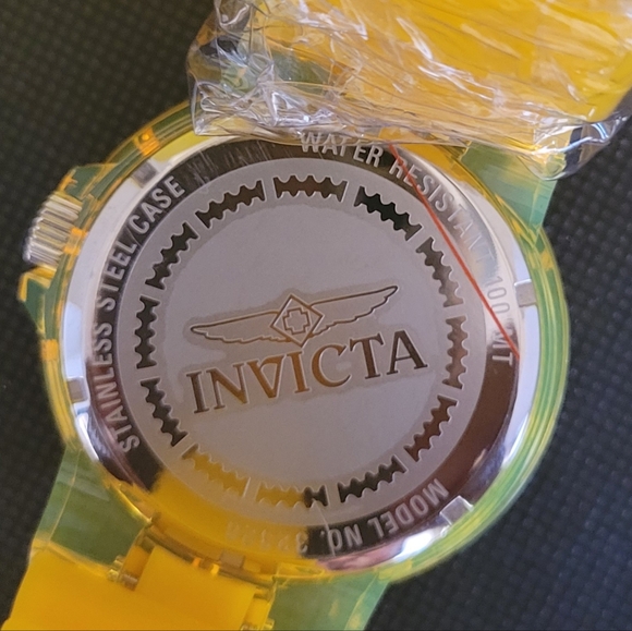 Invicta Pro Diver Anatomic Men's Watch 51.5mm  Case, Yellow Band. - Picture 7 of 8